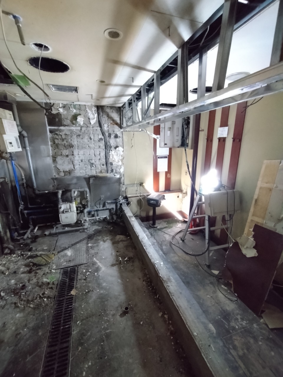 LINE_ALBUM_ポルタ　八角　作業経過_241007_8