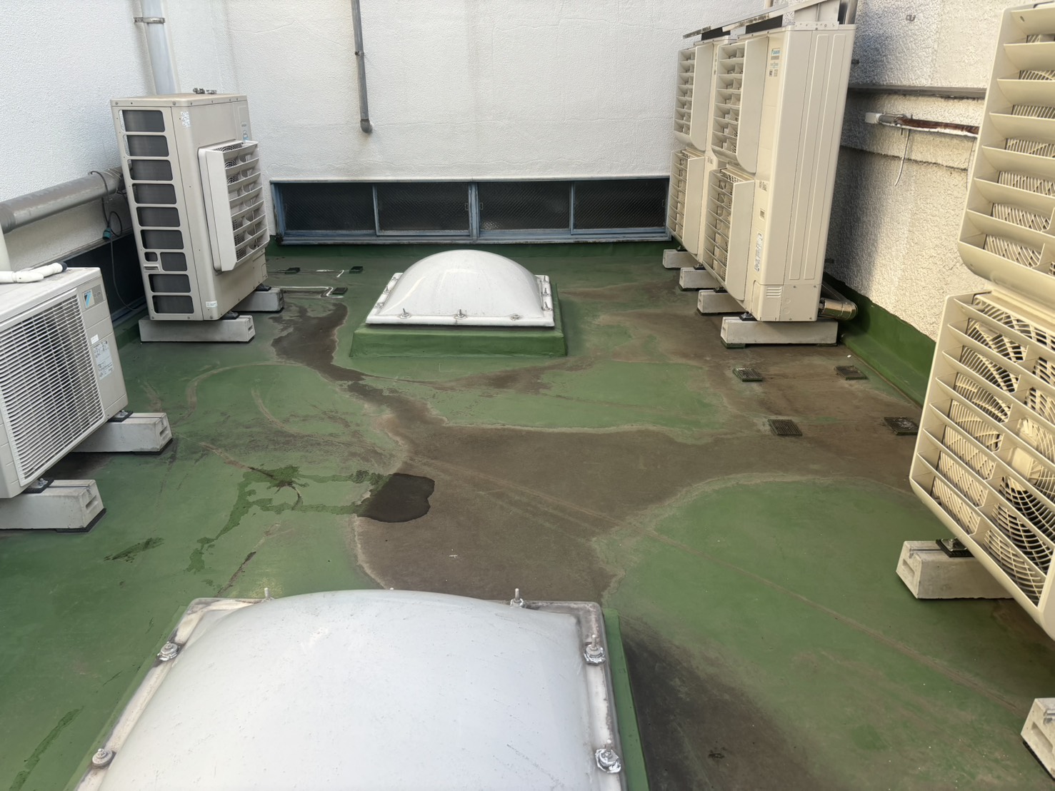 横浜市港北区工場ビル　雨漏り補修工事　屋上ウレタン防水工事編